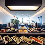 Arli Hotel Business&Wellness 
